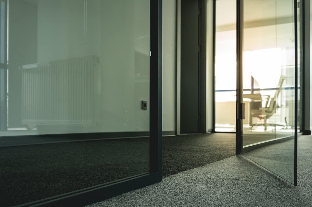 How Clean Carpets Help Businesses Reduce Allergens & Improve Air Quality